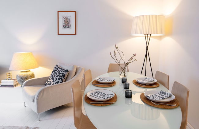 Fab 2br just 3 blocks from Market Square - Photo 5