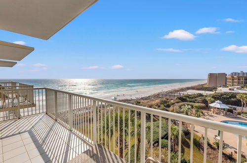 Photo 1 - Beachfront Luxury 2Bd 2Ba Condo With Balcony! Sleeps 6