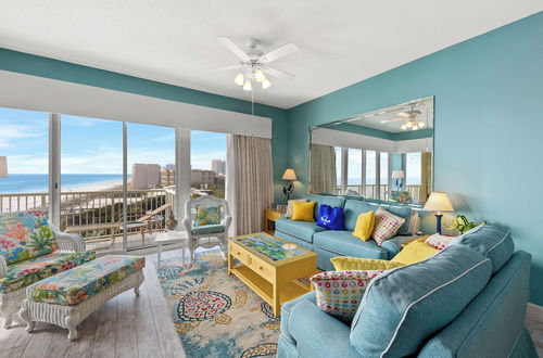 Photo 17 - Beachfront Luxury 2Bd 2Ba Condo With Balcony! Sleeps 6