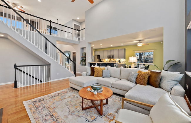 Spacious Home W/ Fun Amenities | Lake & Mtn Views - Foto 14