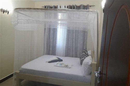 Photo 4 - Cozy 1-bed Apartment in MSA Shanzu With Pool