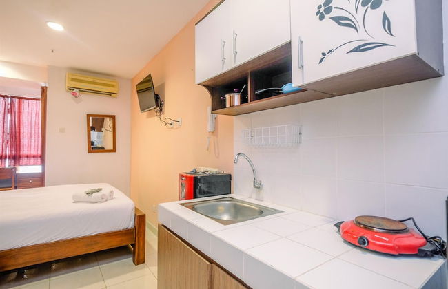 Classic And Cozy Studio At Cinere Bellevue Suites Apartment - Foto 7