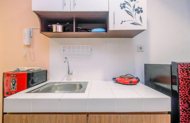 Classic And Cozy Studio At Cinere Bellevue Suites Apartment - Foto 8