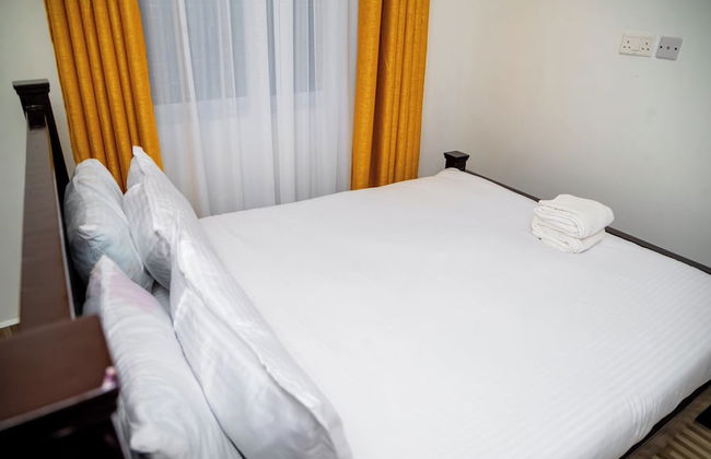 Santorina Home Suites - Photo 4