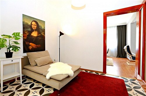 Photo 10 - Amazing Flat Near Bagdat Street With Enticing Interior Design in Kadikoy