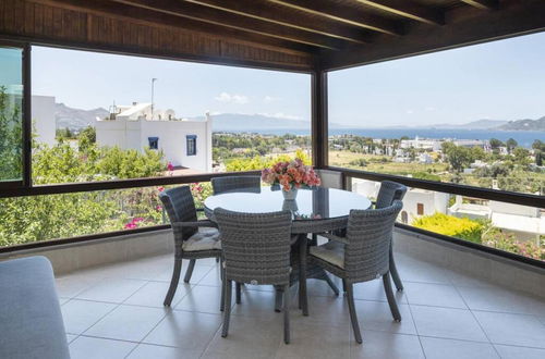 Photo 16 - Cozy Flat With Sea View and Shared Pool in Bodrum