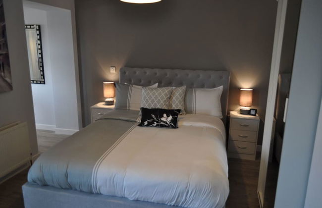 VIP Church Street Apartments - Photo 6