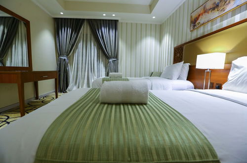 Foto 35 - Lotaz Hotel Suites - Al Salamah