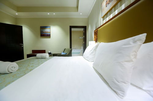 Photo 13 - Lotaz Hotel Suites - Al Salamah