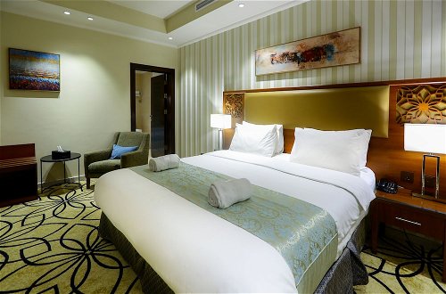 Photo 12 - Lotaz Hotel Suites - Al Salamah