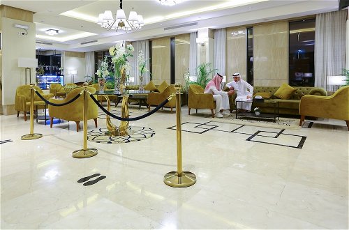 Photo 8 - Lotaz Hotel Suites - Al Salamah