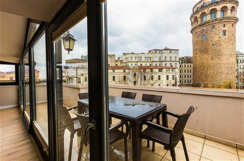 Foto 30 - Exceptional Flat With Galata Tower View in Beyoglu