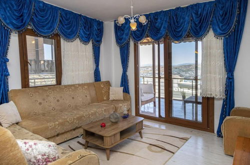 Photo 14 - 3 BR Comfy House With Peaceful View in Yalikavak