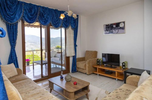 Photo 15 - 3 BR Comfy House With Peaceful View in Yalikavak