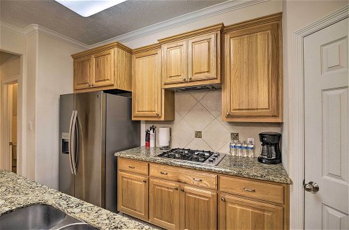 Photo 12 - 2,500 Sq Ft Townhome - Walk to Central River Oaks