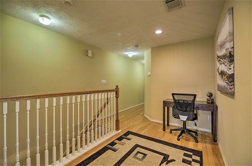 Photo 7 - 2,500 Sq Ft Townhome - Walk to Central River Oaks