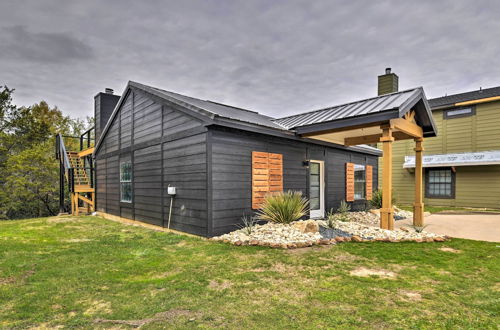 Photo 19 - Graford Cabin w/ Rooftop Deck & Lake Views