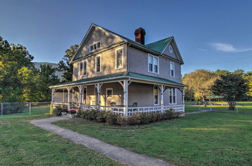 Foto 28 - Spacious Virginia Retreat w/ Mountain Views