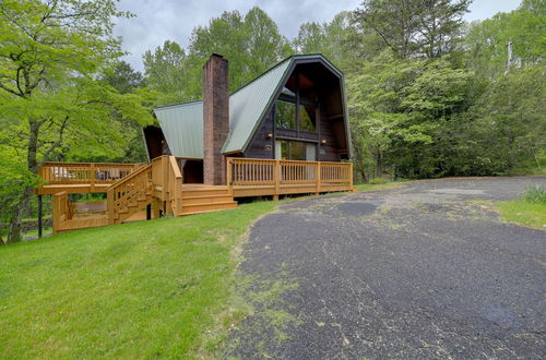 Photo 29 - Rustic Fancy Gap Vacation Rental With Fire Pit