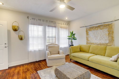 Photo 22 - Pet-friendly Houston Townhome ~ 3 Mi to Downtown