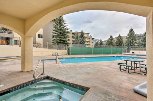 Foto 5 - Colorado Escape w/ Pool Access & Mountain Views