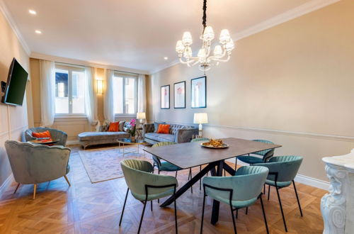 Photo 2 - Fantastic 3 BD Apartment Near Santa Maria Novella Via Della Spada