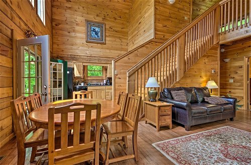 Foto 16 - Cabin With 22 Acres & Patio - 3 Mi to Blowing Rock