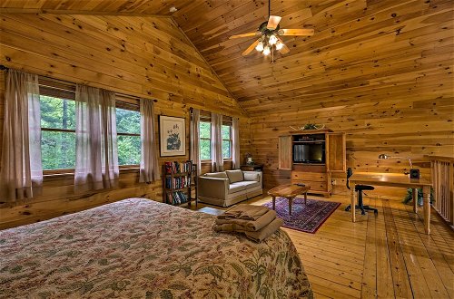 Foto 10 - Cabin With 22 Acres & Patio - 3 Mi to Blowing Rock