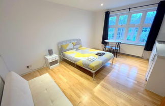 Foto 2 - Large Triple Studio in South London - Sutton