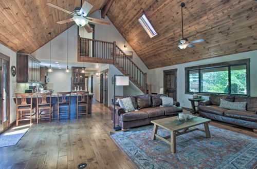 Photo 43 - Pinetop Cabin: Hot Tub, Deck, Grill, & Game Room