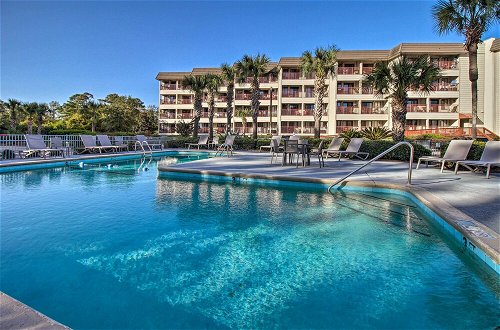 Photo 7 - Hilton Head Condo w/ Balcony & Pool, Walk to Beach