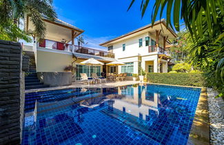 Photo 1 - 3 Bed Pool Villa in Great Location - STV