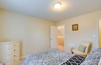 Photo 2 - Centrally Located Townhome in Greensboro