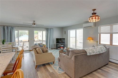 Foto 15 - Oak Harbor Lake Home w/ 4 Decks + Seating