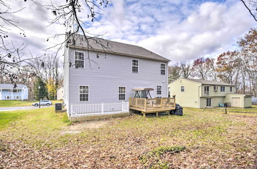 Photo 23 - Joppatowne Home w/ Private Deck & Fireplace