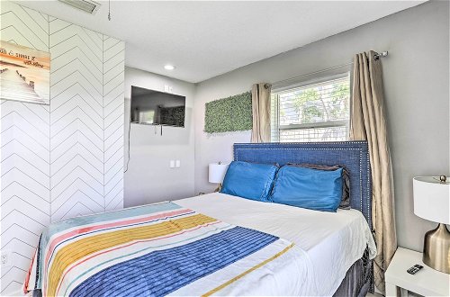 Foto 33 - Jensen Beach Home w/ 2 Decks + Mod Interior