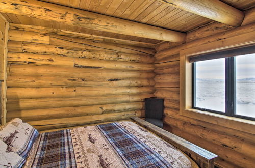 Foto 9 - Cozy Livingston Cabin: Deck w/ Mountain Views