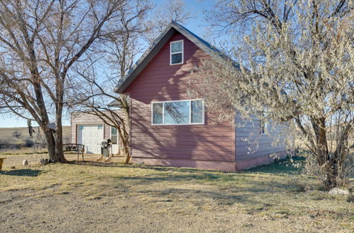 Photo 3 - Charming 'corral Creek Ranch House' in Circle