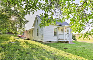 Photo 3 - Ferndale Cottage on Private 20 Acre Farm