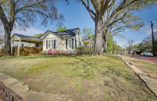 Foto 2 - 'the Pink Azalea' - Tyler Home w/ Yard + Patio