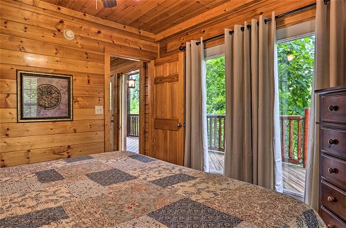 Photo 26 - Sevierville Cabin w/ Games, Hot Tub & 4 King Beds