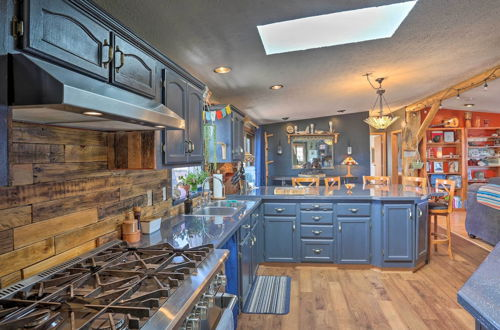 Foto 20 - Cozy Black Hills Home 13 Acres w/ Deck & Views