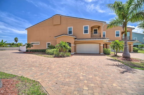 Foto 24 - Upscale Florida Townhome - 1/2 Mi to Beach