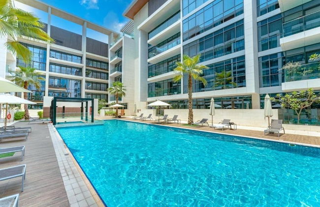 Aya - Awe-inspiring 2BR in City Walk with Balcony - Foto 31