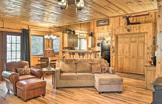 Photo 1 - Cabin on Table Rock Lake w/ Hot Tub & Fire Pit