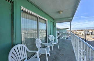 Foto 2 - Updated Oceanside Condo - 5 Miles to Cape May