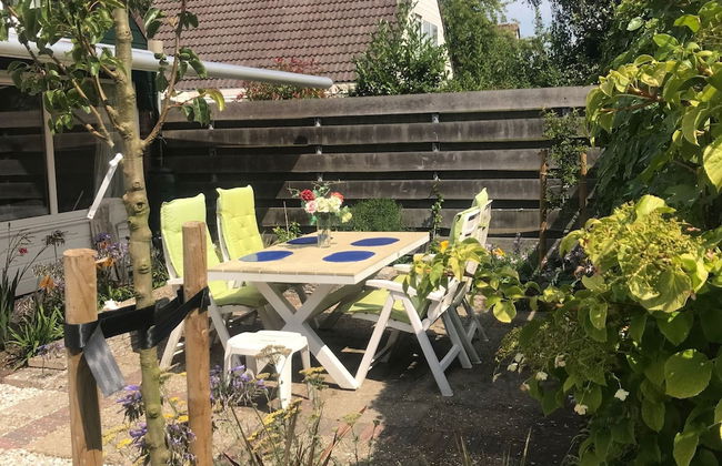 Chic Holiday Home in Noordwijkerhout near Lake - Foto 15