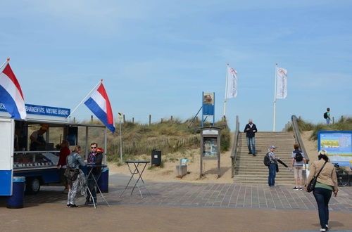 Photo 22 - Chic Holiday Home in Noordwijkerhout near Lake