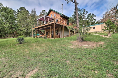 Foto 28 - Rural Wooded Cabin Near Trophy Trout Fishing