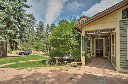 Photo 15 - Historic Manitou Springs Victorian: Walk Downtown